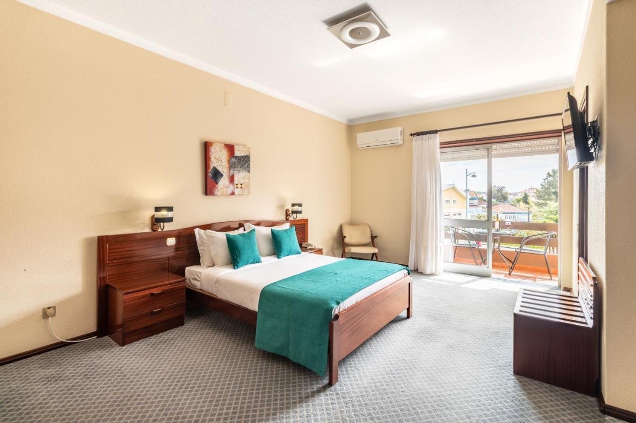 Hotel Colmeia Monte Real Luaran gambar