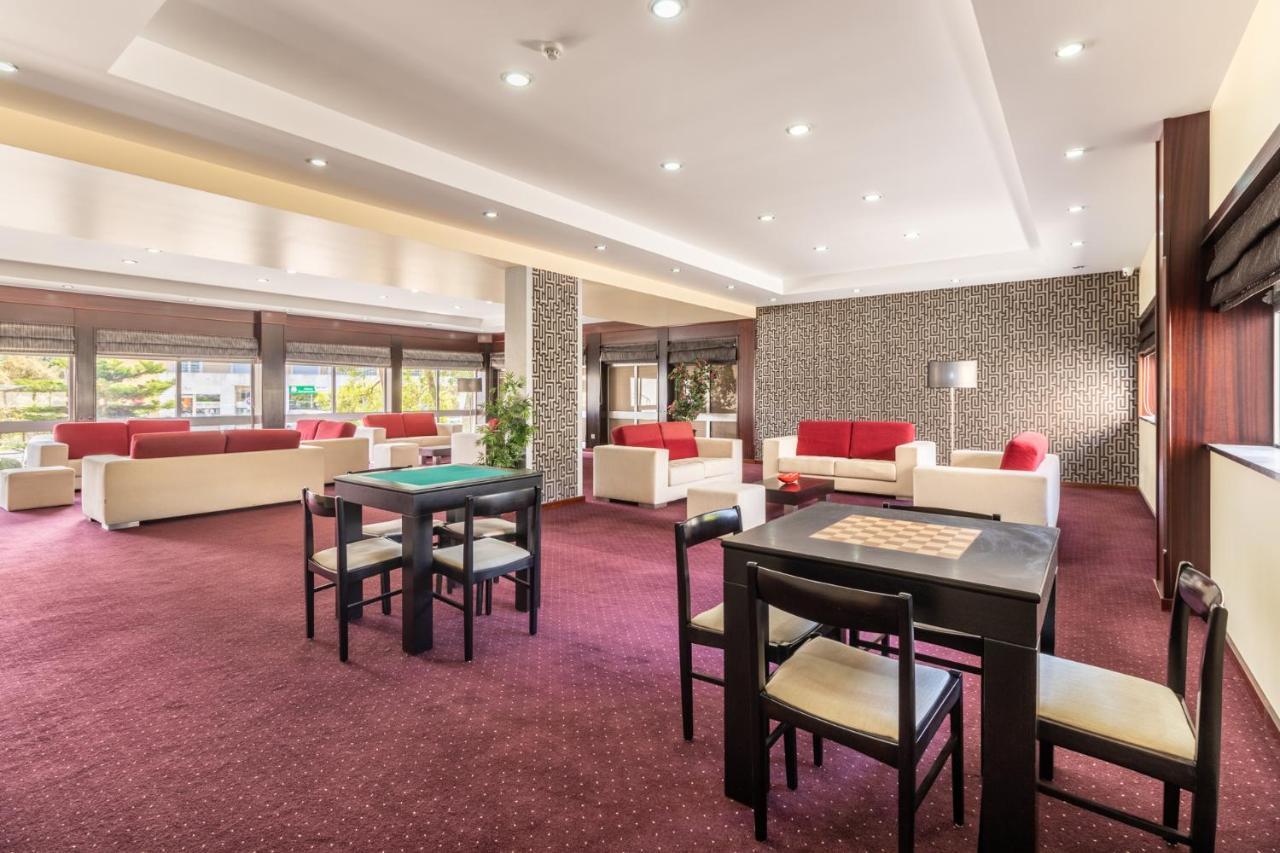 Hotel Colmeia Monte Real Luaran gambar