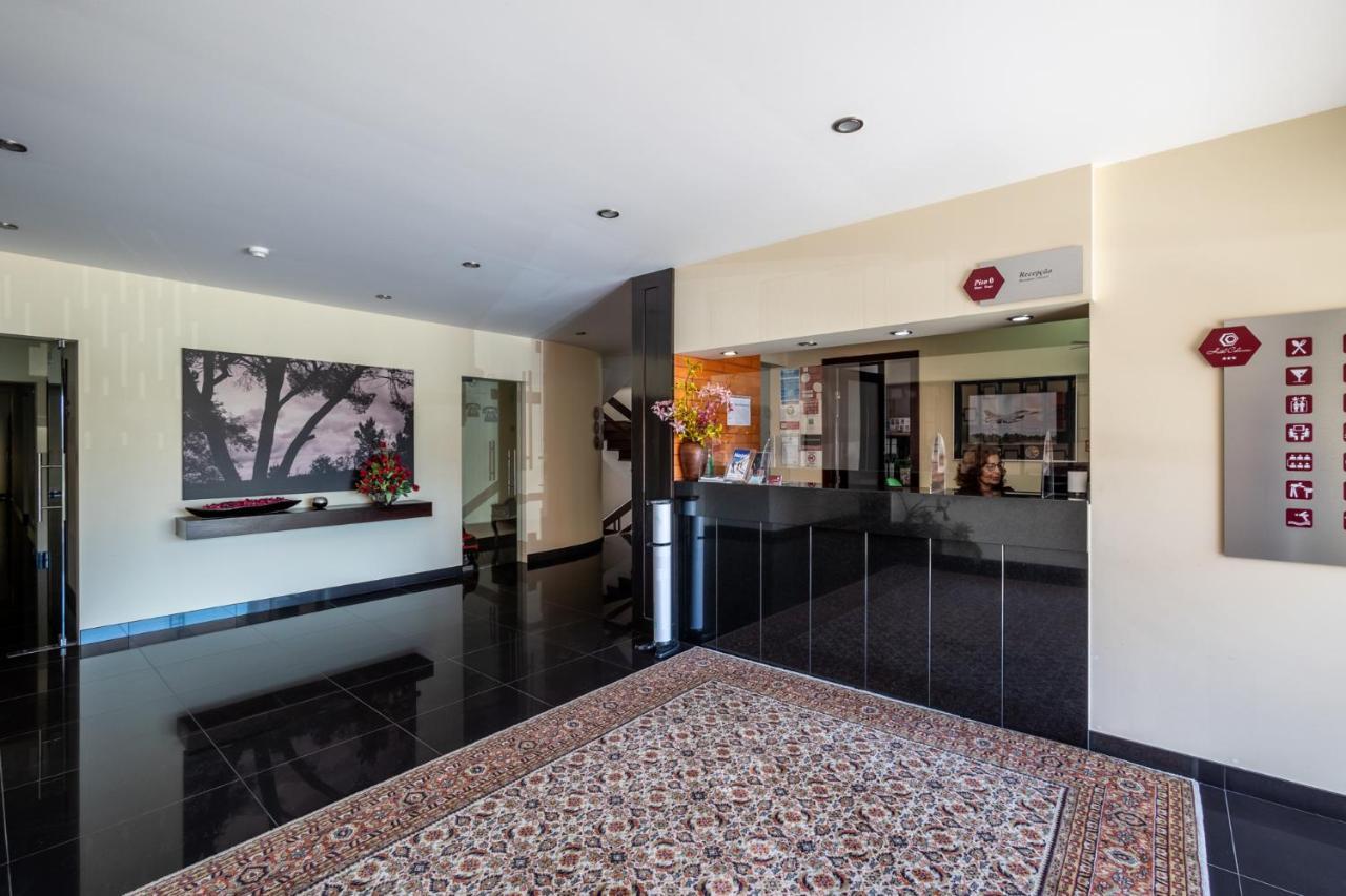 Hotel Colmeia Monte Real Luaran gambar