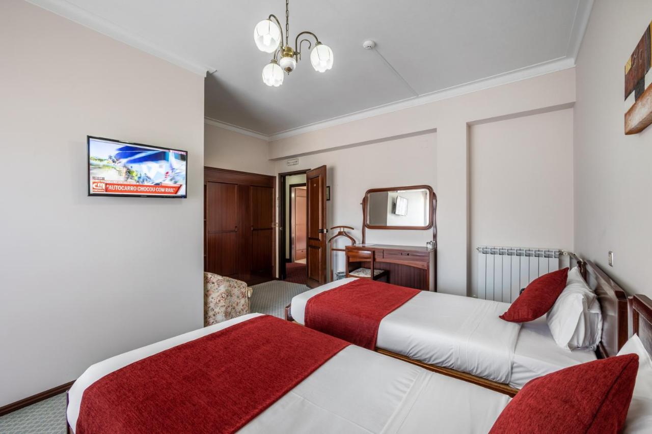 Hotel Colmeia Monte Real Luaran gambar