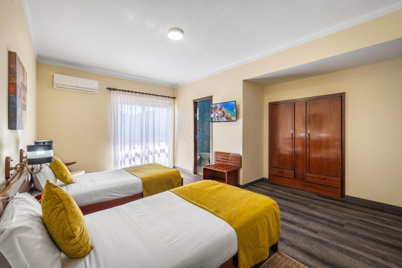 Hotel Colmeia Monte Real Luaran gambar