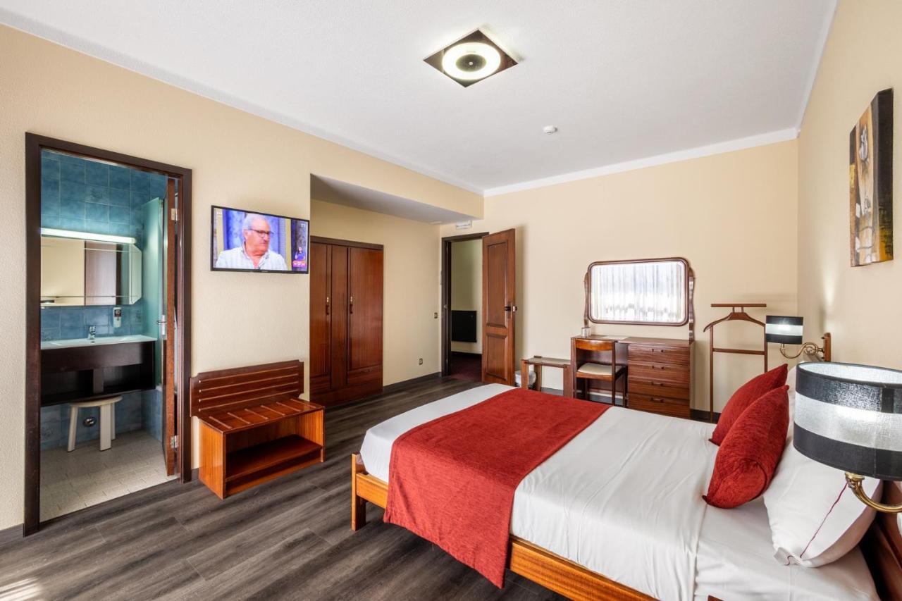Hotel Colmeia Monte Real Luaran gambar